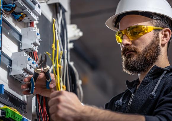 Studying Electrical Engineering in Malaysia: Every Pathway You Need to Know About