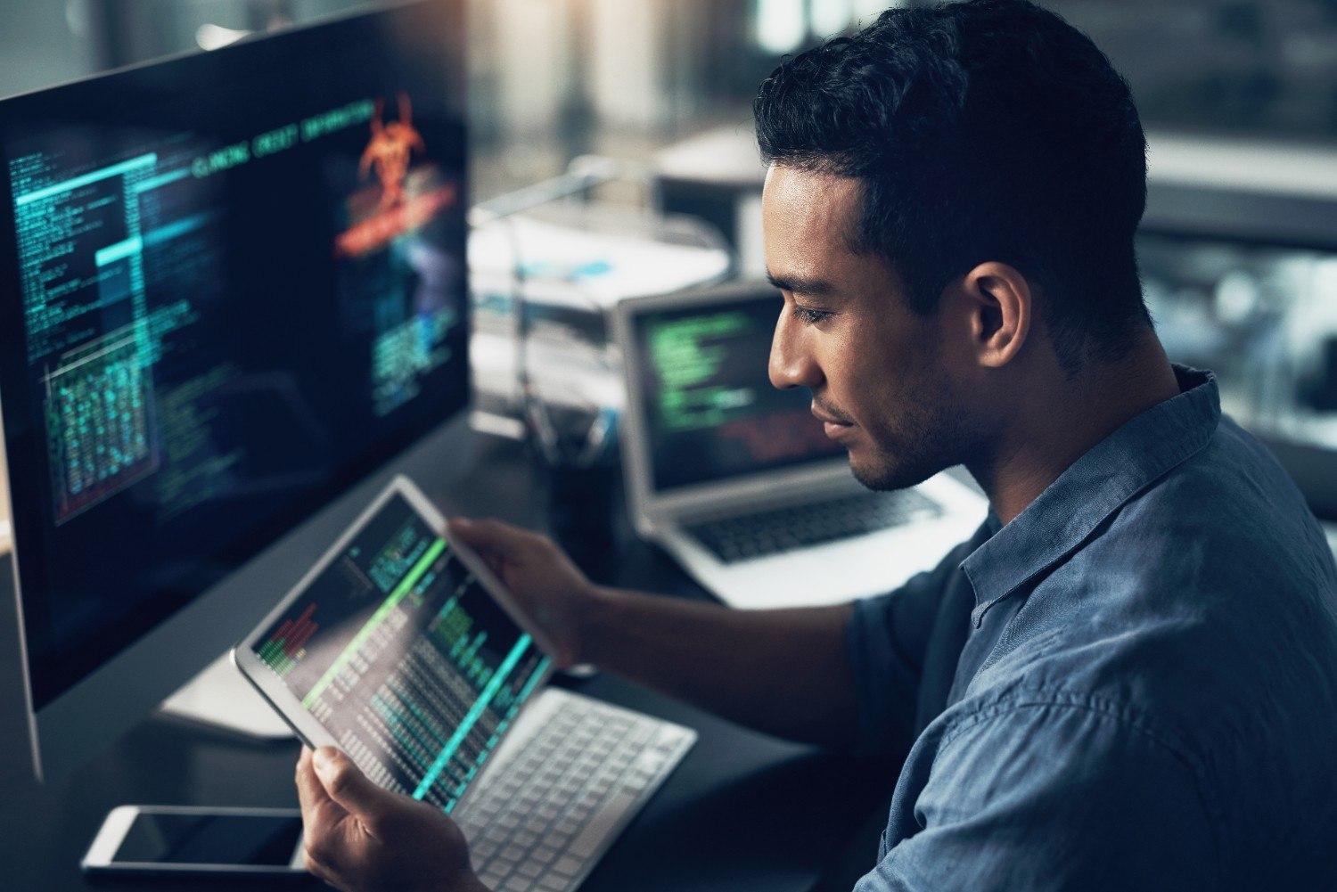 What Does a Cybersecurity Analyst Do?